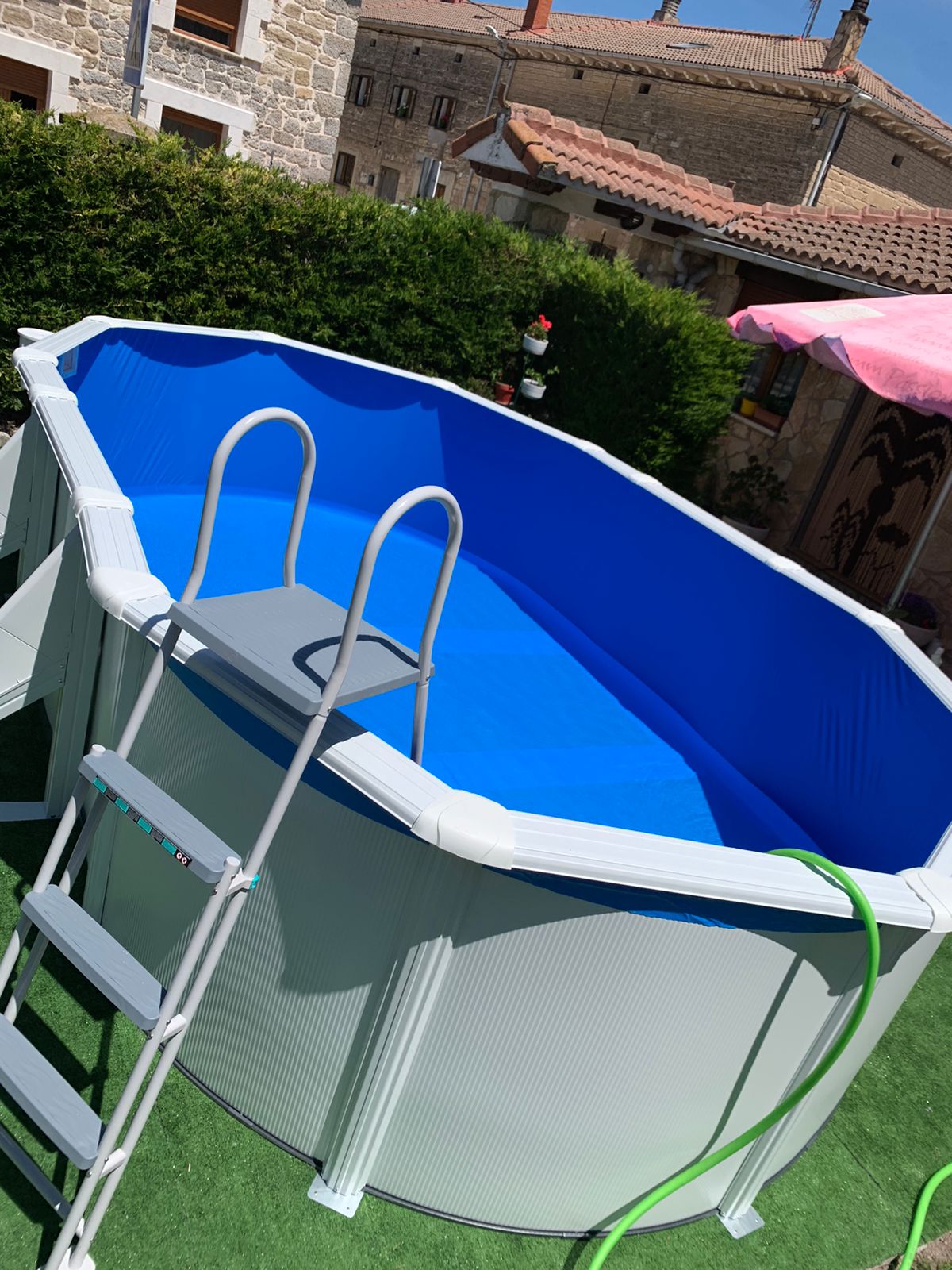 Piscina desmontable en chapa en Rioseras